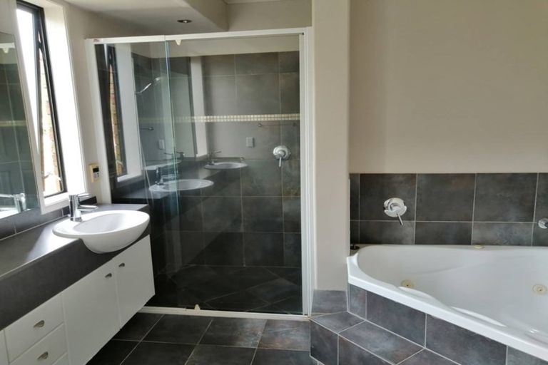 Photo of property in 299 Pine Valley Road, Dairy Flat, Silverdale, 0992