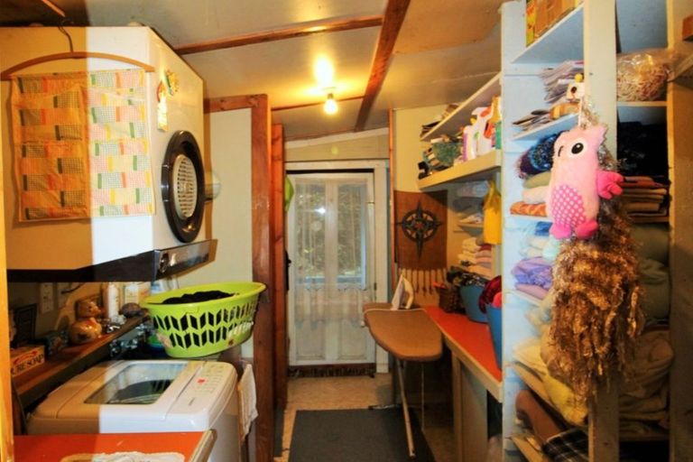 Photo of property in 19 Main Road, Maheno, Oamaru, 9495