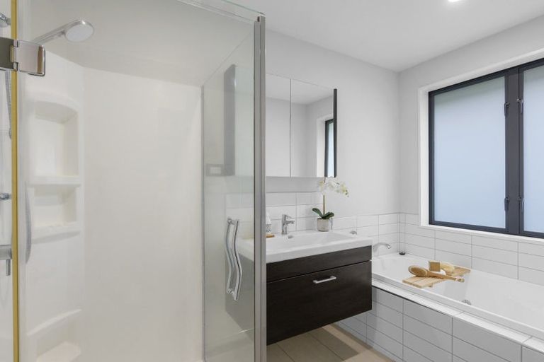 Photo of property in 11c Tainui Street, Somerfield, Christchurch, 8024