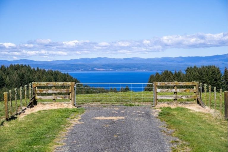 Photo of property in 18 Te Hapua Bay Road, Kuratau, Turangi, 3381