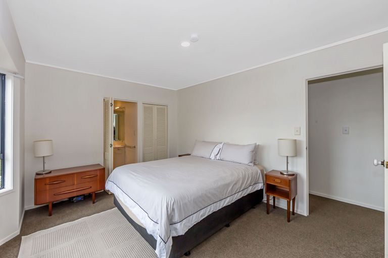 Photo of property in 137 Brightside Road, Stanmore Bay, Whangaparaoa, 0932