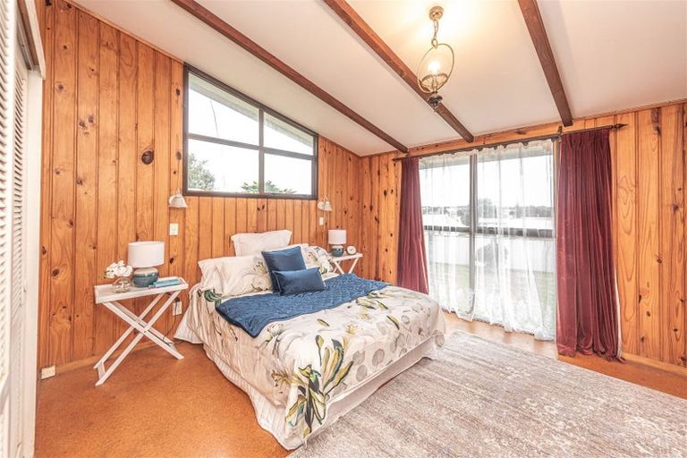 Photo of property in 24 Karyn Street, Castlecliff, Whanganui, 4501