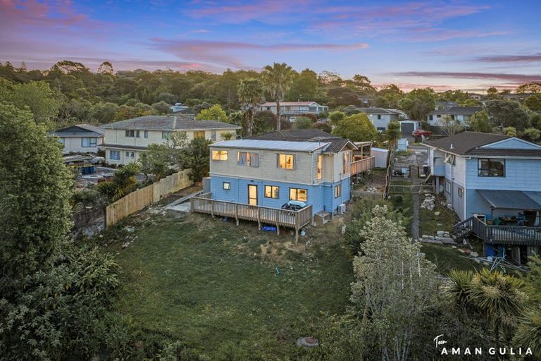 Photo of property in 18 Hydra Place, Glen Eden, Auckland, 0602