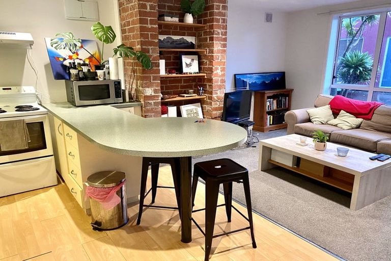 Photo of property in 10 Karamu Street, Ngaio, Wellington, 6035