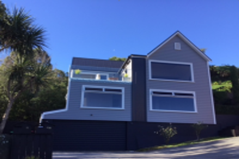 Photo of property in 10 Brenchley Road, Lyttelton, 8082