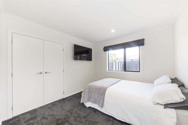 Photo of property in 8 Poplar Grove, Feilding, 4702