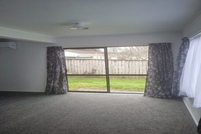 Photo of property in 14 Solveig Place, Randwick Park, Auckland, 2105