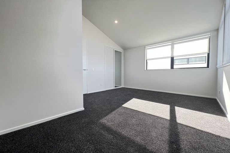 Photo of property in 2/21 Montreal Street, Sydenham, Christchurch, 8023