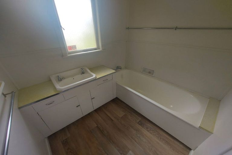 Photo of property in 35 Ngunguru Road, Glenbervie, Whangarei, 0173