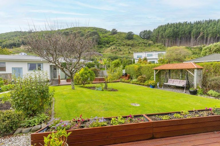 Photo of property in 75 Elizabeth Street, Waikanae, 5036