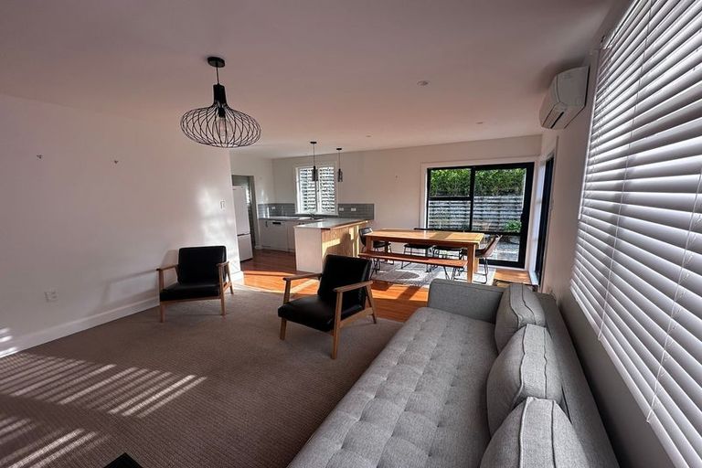 Photo of property in 36 Aratoro Place, Mount Pleasant, Christchurch, 8081