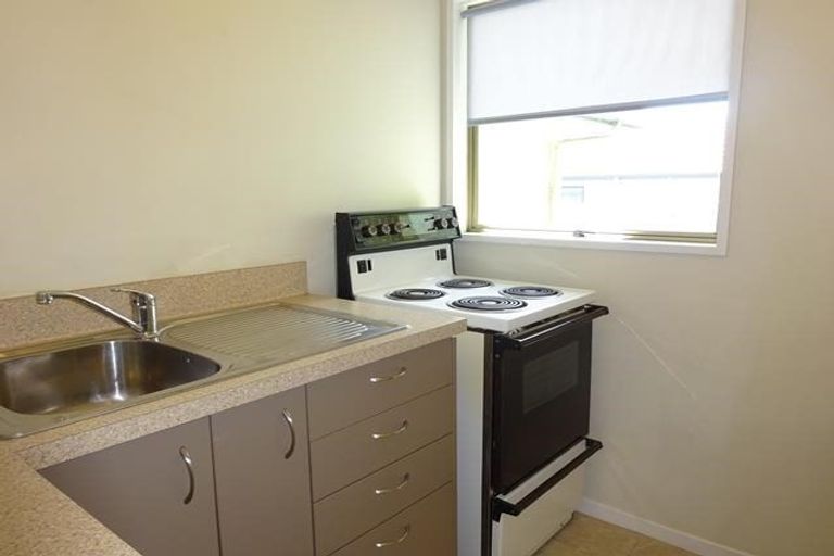 Photo of property in 3/32 Napier Road, Havelock North, 4130