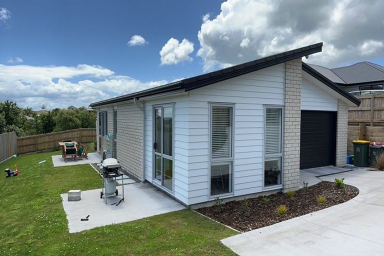 Photo of property in 21 Te Kaka Place, Omokoroa, 3114