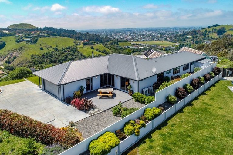 Photo of property in 254 Puketapu Road, Taradale, Napier, 4183