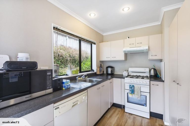 Photo of property in 1/103 Wallace Road, Mangere Bridge, Auckland, 2022