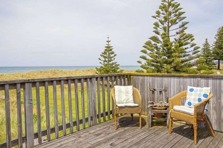 Photo of property in 75 Blue Pacific Parade, Riversdale Beach, Masterton, 5872