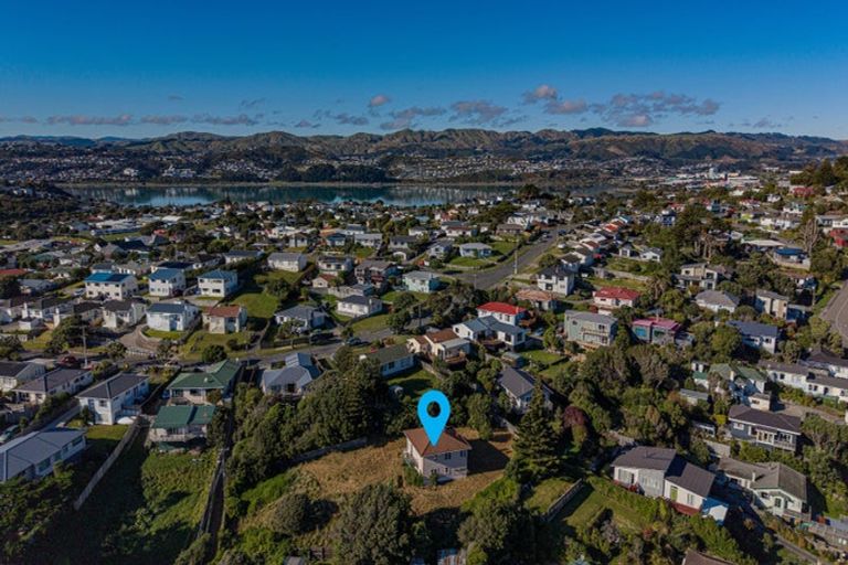 Photo of property in 33 Matatiro Street, Titahi Bay, Porirua, 5022