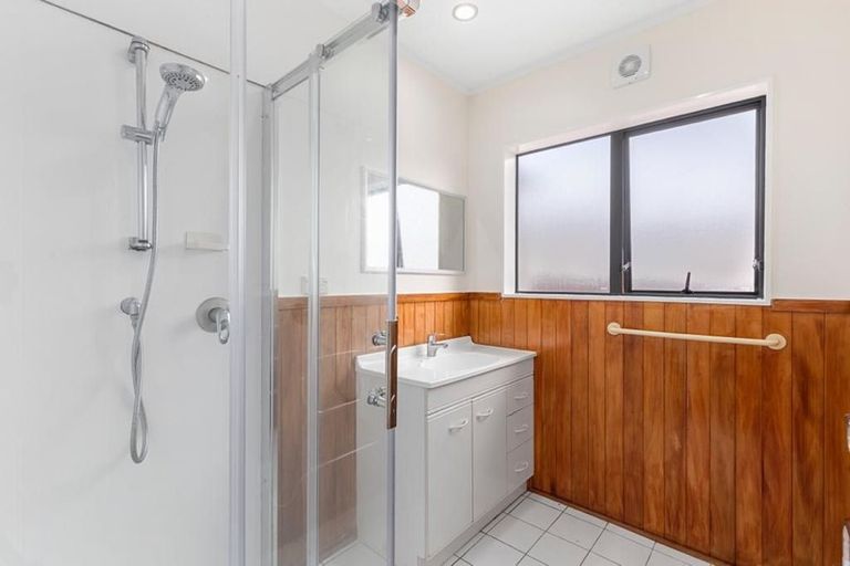 Photo of property in 1/12 Fairview Road, Papatoetoe, Auckland, 2025