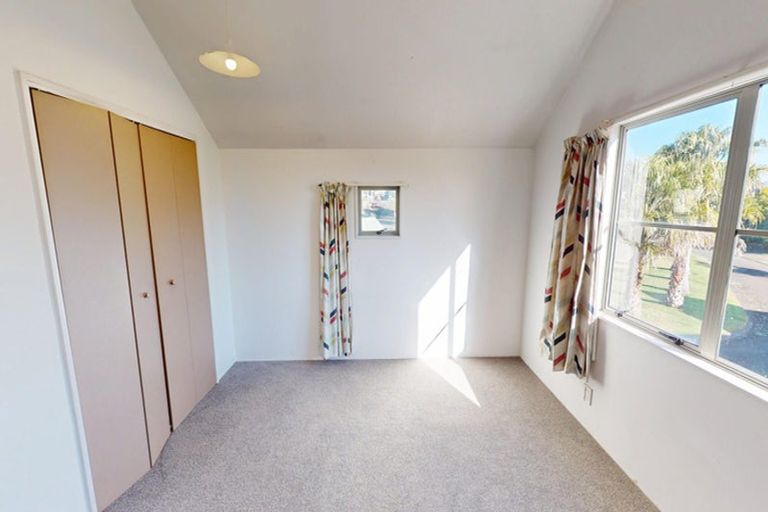 Photo of property in 1 Saint Georges Gate, Whanganui, 4500