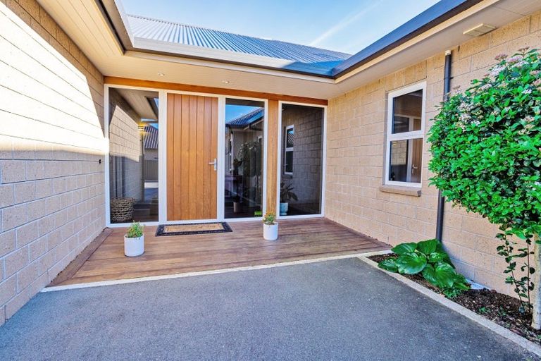 Photo of property in 9 Barker Place, Waikiwi, Invercargill, 9810