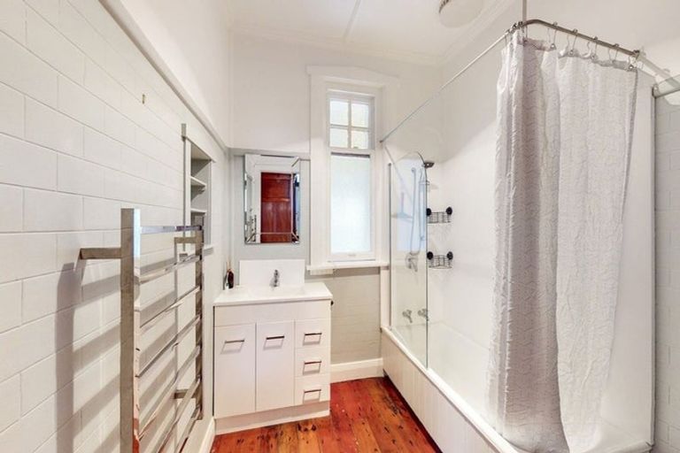 Photo of property in 35 Puriri Street, Miramar, Wellington, 6022