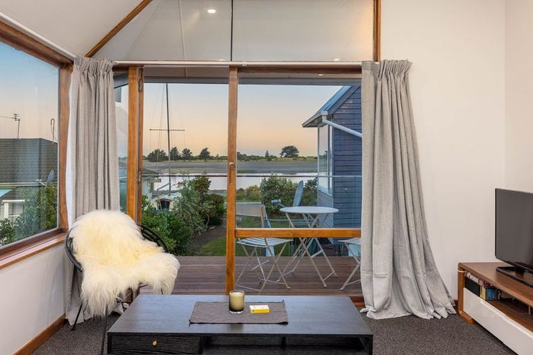 Photo of property in 4/53 Beachville Road, Redcliffs, Christchurch, 8081