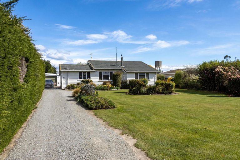 Photo of property in 14 Waimate Highway, Saint Andrews, 7988
