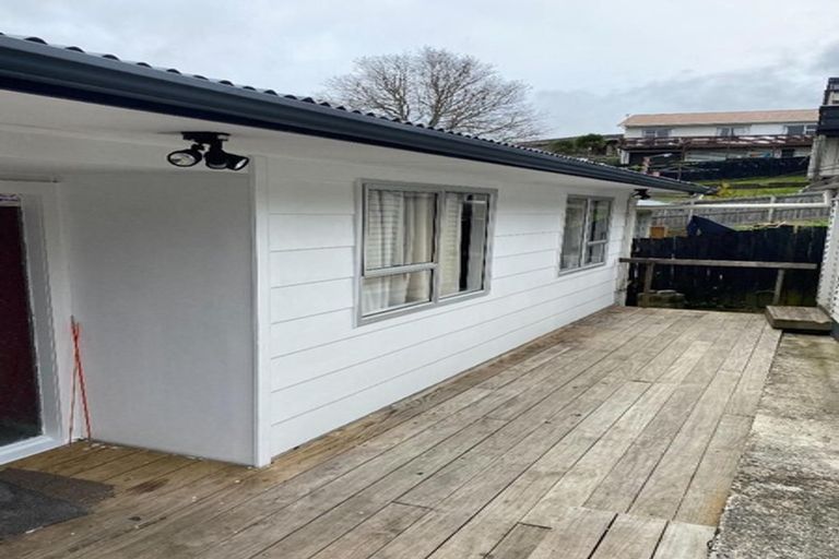 Photo of property in 146 Waimumu Road, Massey, Auckland, 0614