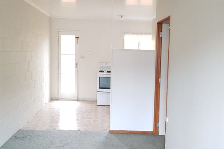 Photo of property in 16 Kauika Road, Avenues, Whangarei, 0110