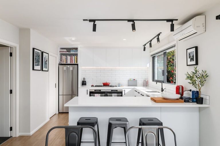 Photo of property in 11 Ashbourne Street, Burnside, Christchurch, 8053