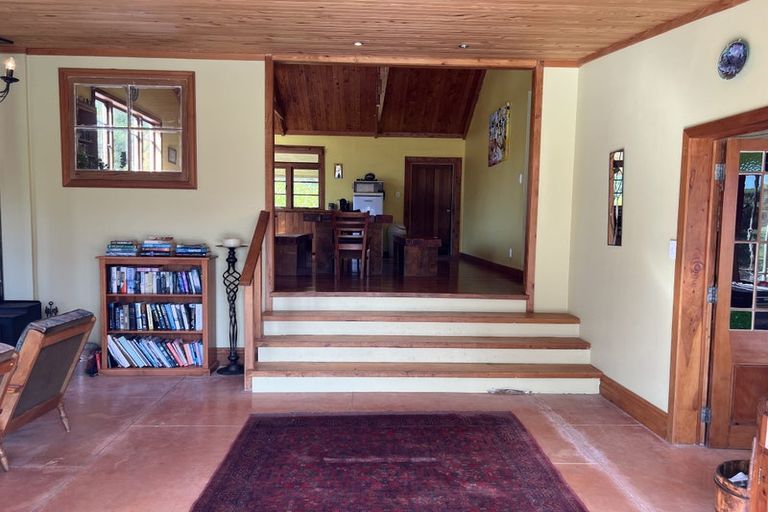 Photo of property in 364 Oneriri Road, Kaiwaka, 0573