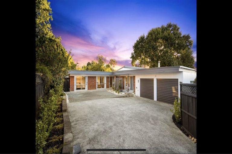 Photo of property in 68b Te Atatu Road, Te Atatu South, Auckland, 0610