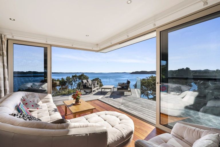 Photo of property in 18b Kaha Place, Russell, 0272