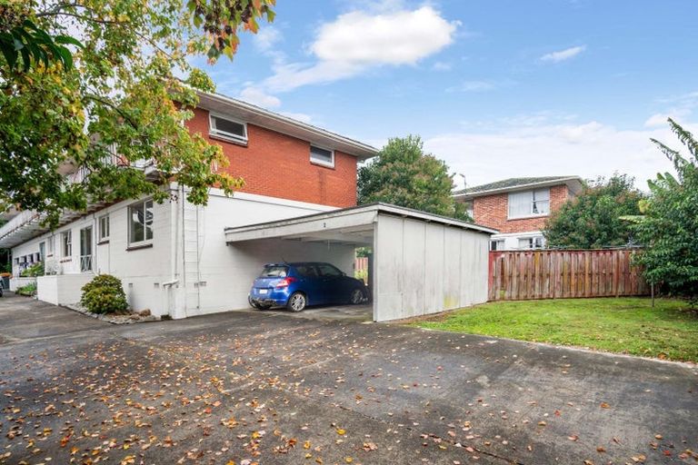 Property details for 2/38a Kingsview Road, Mount Eden, Auckland, 1024