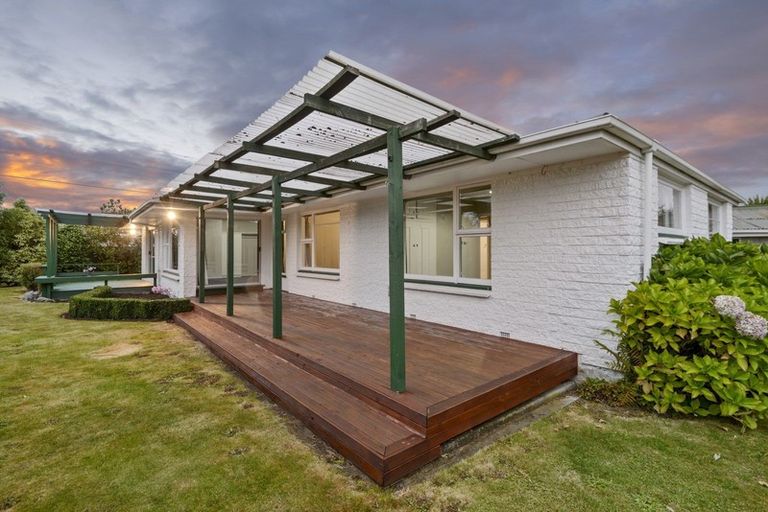Photo of property in 379a Greers Road, Bishopdale, Christchurch, 8053