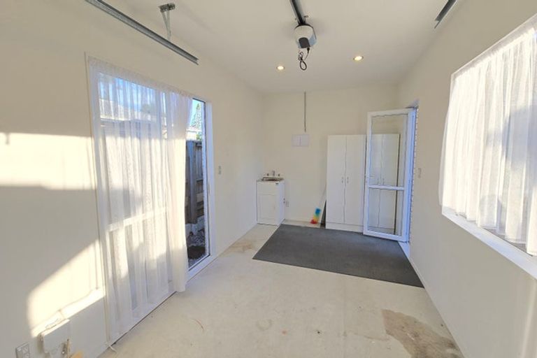 Photo of property in 3 Susanne Place, Pakuranga, Auckland, 2010