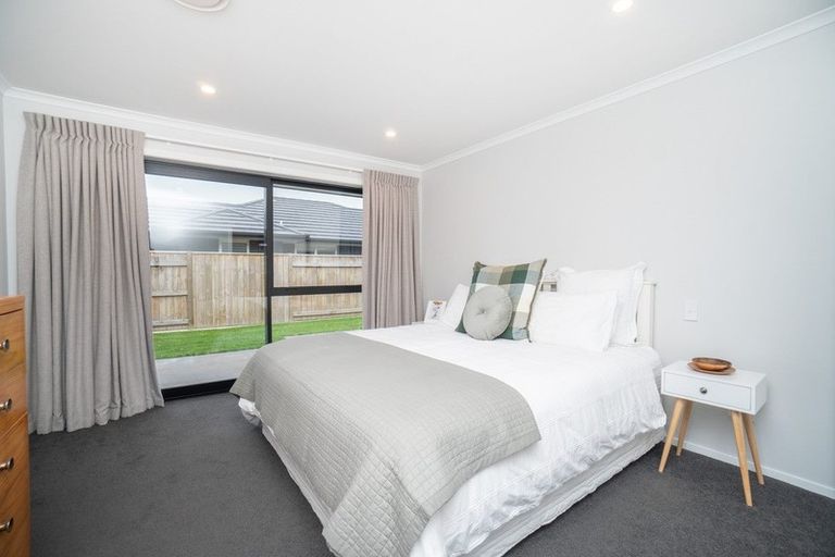 Photo of property in 27 Monarch Drive, Ashhurst, 4810