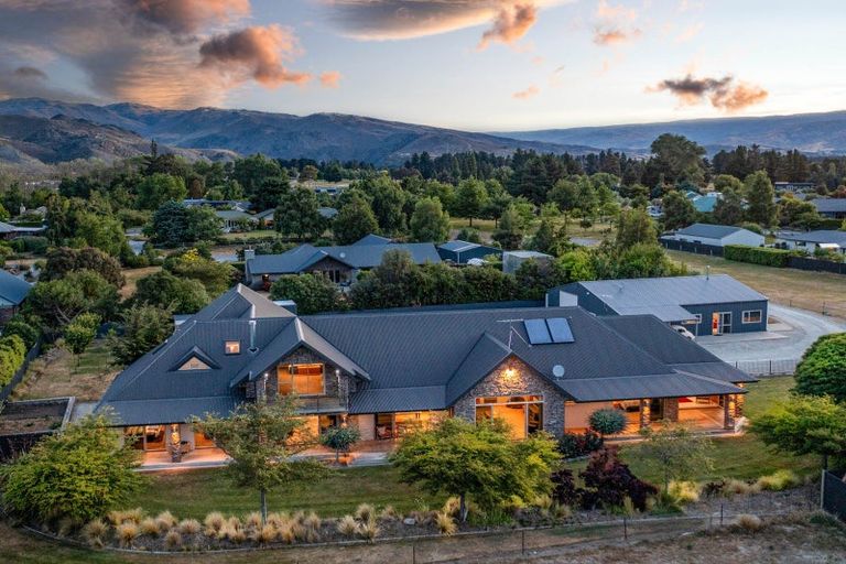 Photo of property in 38 Bell Avenue, Cromwell, 9310