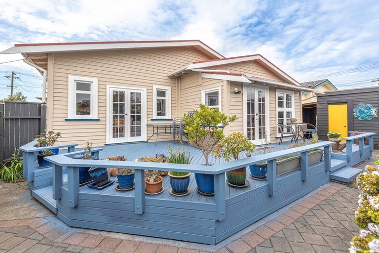 Photo of property in 64 Liverpool Street, Whanganui, 4500