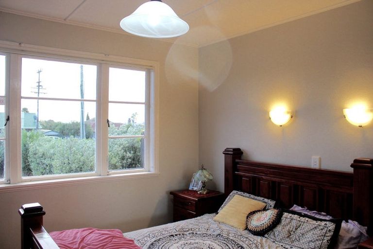 Photo of property in 110 Astley Avenue, New Lynn, Auckland, 0600