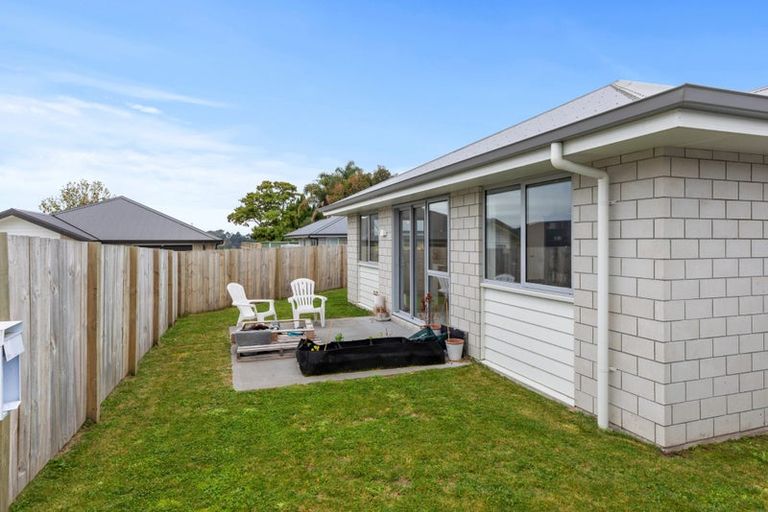 Photo of property in 9 Te Rehutai Rise, Welcome Bay, Tauranga, 3112