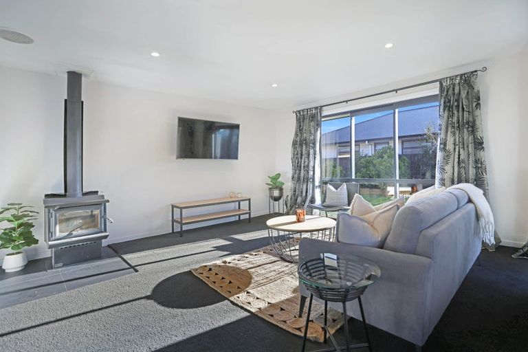 Photo of property in 158 Mcmurdo Street, Tinwald, Ashburton, 7700