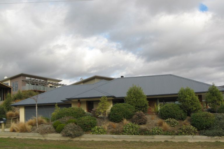 Photo of property in 191 Aubrey Road, Wanaka, 9305