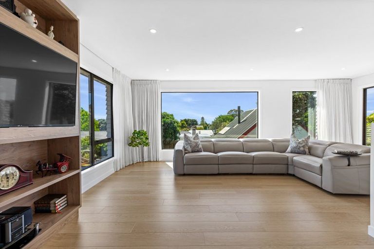 Photo of property in 23a Achilles Crescent, Narrow Neck, Auckland, 0624