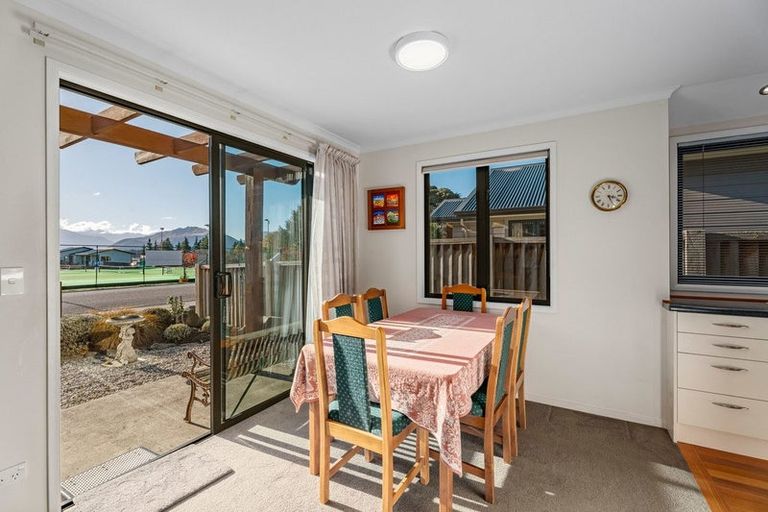Photo of property in 206 Warren Street, Wanaka, 9305