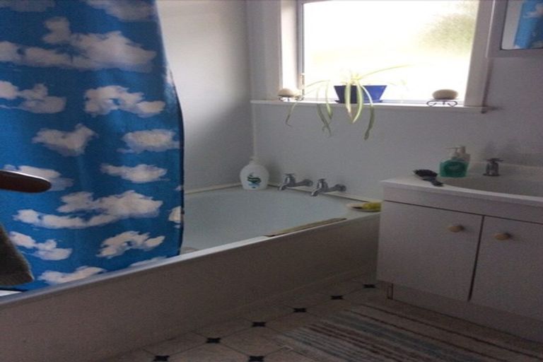 Photo of property in 437 Featherston Street, Palmerston North, 4414