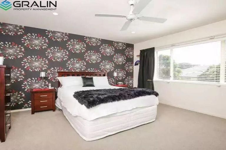 Photo of property in 6/17 Charlenne Close, Ranui, Auckland, 0612