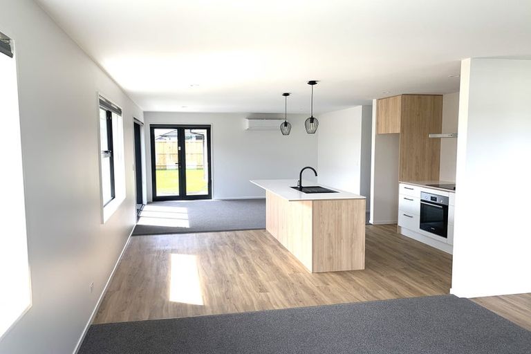 Photo of property in 171 Faringdon Boulevard, Rolleston, 7615