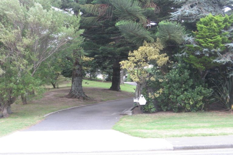 Photo of property in 11 Wharemauku Road, Raumati Beach, Paraparaumu, 5032