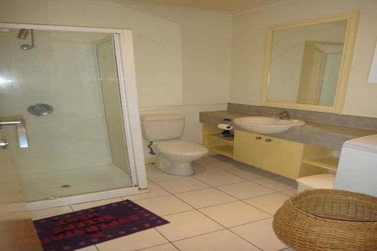 Photo of property in Quest/richard Pearse Apartment, 2/219k Willis Street, Te Aro, Wellington, 6011